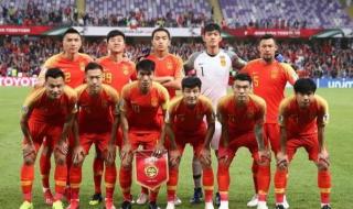 国足客场2-1逆转泰国